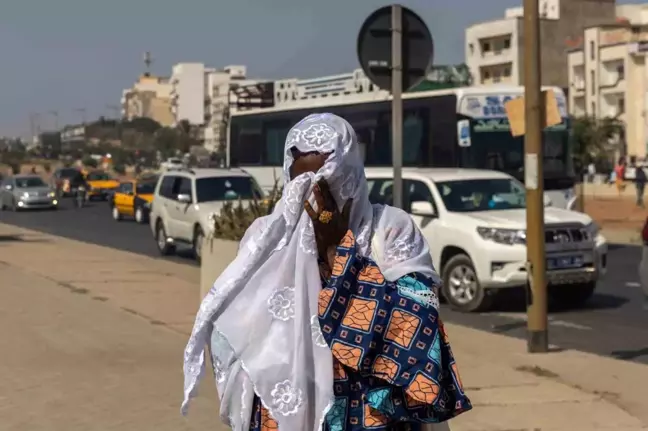Senegal'de Cumhurbaşkanlığı Seçimleri Protesto Edildi