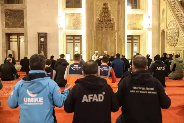 Tokat'ta Kahramanmaraşlı merkezli depremde hayatını kaybedenler için dua edildi