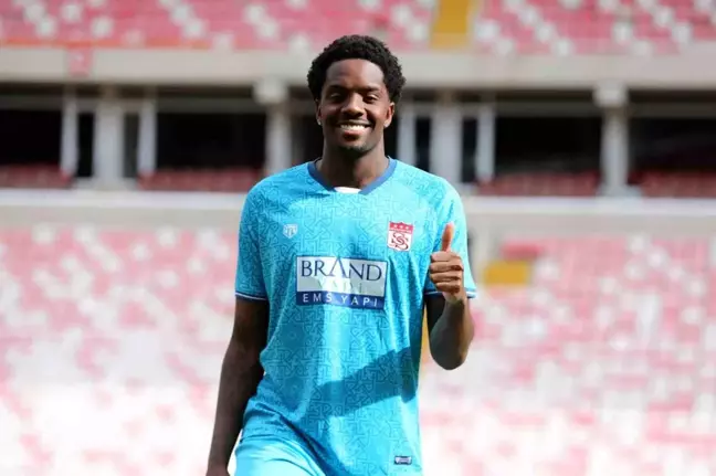 Sivasspor, Queensy Menig'i transfer etti
