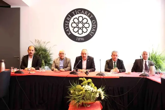 Kayseri Ticaret Odası'nda Madencilik Sektörü Firmaları Sorunlarını AK Parti Milletvekillerine İletti