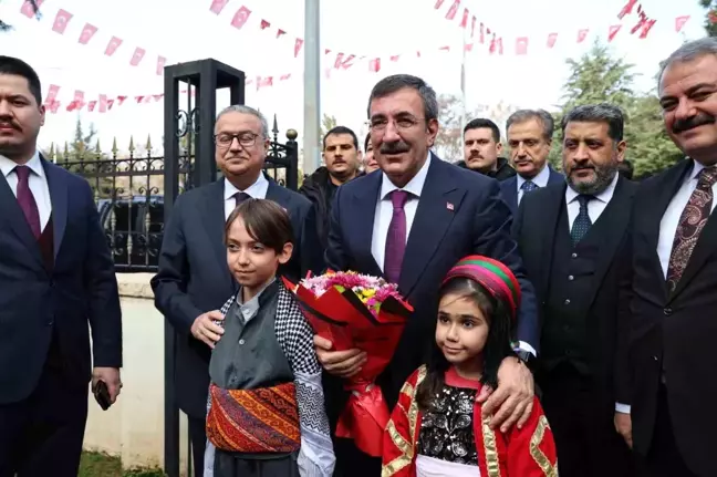 Cumhurbaşkanı Yardımcısı Cevdet Yılmaz: Diyarbakır, Son 40 Yılda Hiç Olmadığı Kadar Huzur ve Emniyet İçinde