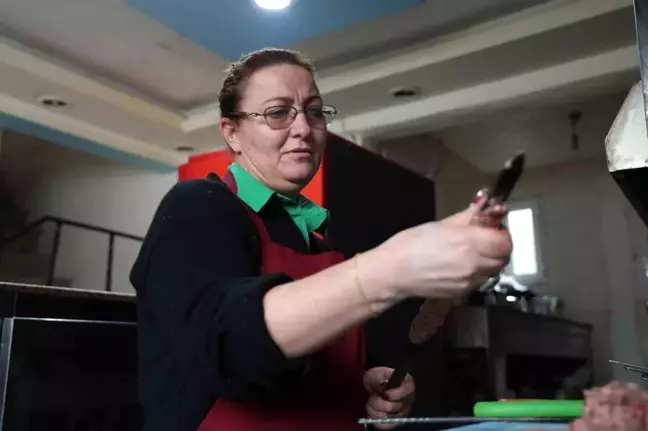 Sivas'ta Kadın Kebap Ustası