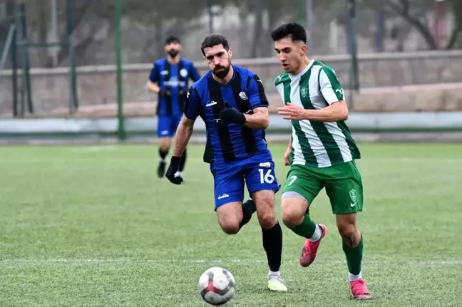 Kayseri Süper Amatör Küme B Grubunda Şekerspor, Esen Metal'i 3-2 Mağlup Etti