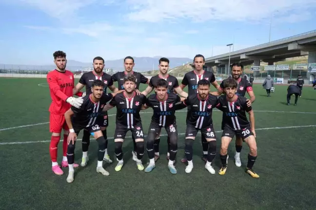 1969 Bilecik Spor Kulübü İzmir'de 5 Gol Yiyerek Hayal Kırıklığı Yaşattı