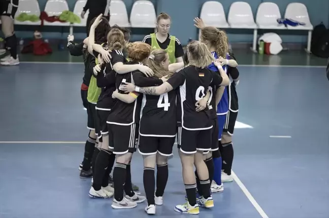 A Milli Kadın Futsal Takımı Almanya'ya 8-1 mağlup oldu
