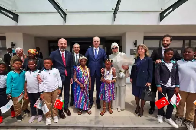 TBMM Başkanı Numan Kurtulmuş, Fildişi Sahili'nde Türkiye Maarif Vakfı'nın okullarını ziyaret etti