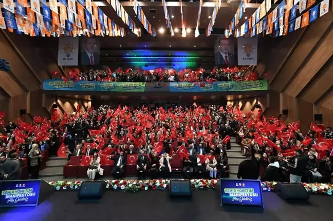 Balıkesir Büyükşehir Belediye Başkanı Yücel Yılmaz, 100 projeden oluşan manifestosunu açıkladı