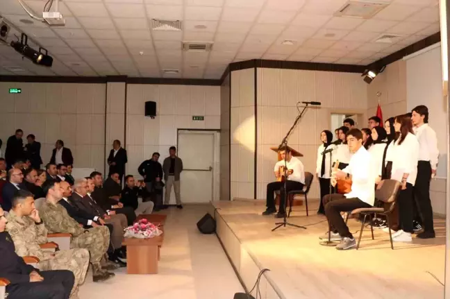 İstiklal Marşı'nın 103. yıldönümü ve Mehmet Akif Ersoy'u anma töreni düzenlendi