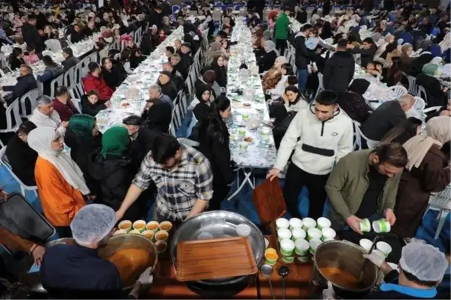Erzincan'da Refahiye ilçesinde iftar programı düzenlendi