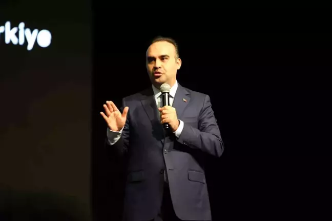 Bakan Kacır: İHA denildiğinde akla İhlas Haber Ajansı geliyordu