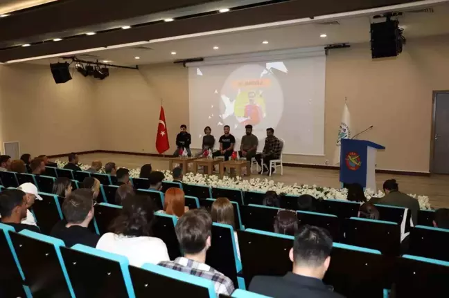 ALKÜ'de Yamaç Paraşütü Söyleşisi Düzenlendi