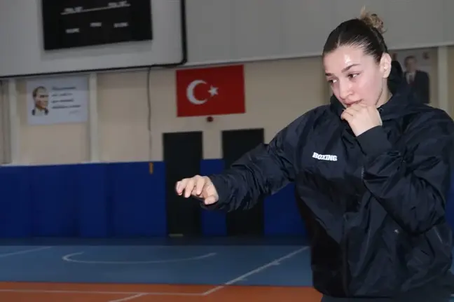 Milli Boksör Buse Naz Çakıroğlu Avrupa Şampiyonası'na katılacak