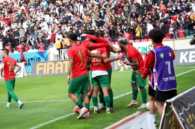 Amedspor, 24Erzincanspor'u 4-1 yenerek liderliğini sürdürdü