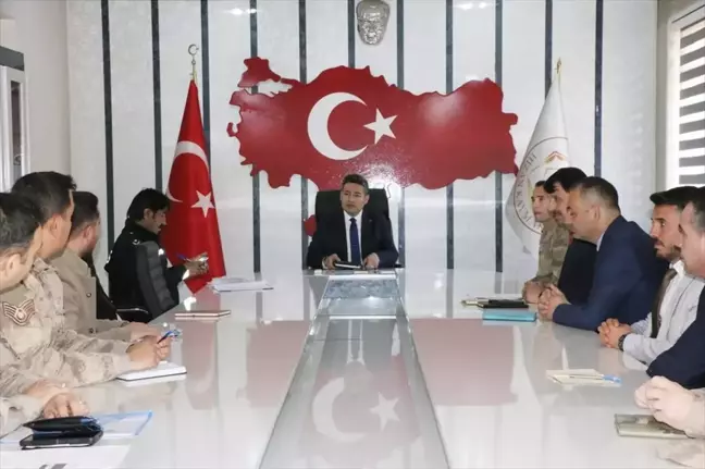 Bitlis Hizan'da Seçim Güvenliği Toplantısı Gerçekleştirildi