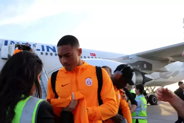 Galatasaray, Fenerbahçe ile Süper Kupa maçı için Şanlıurfa'ya geldi