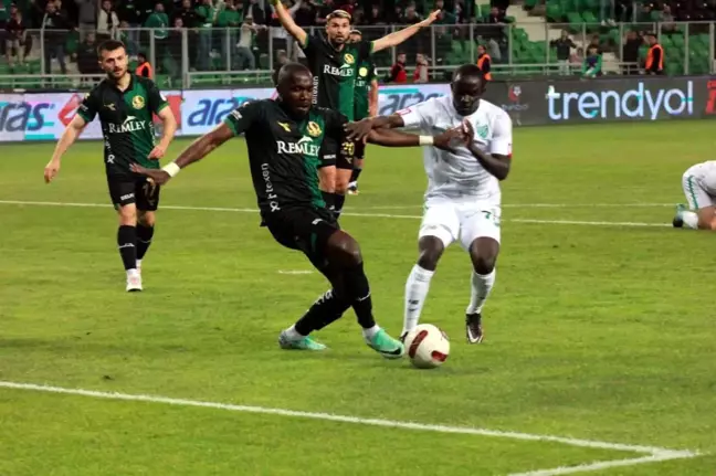 Sakaryaspor, Boluspor'u 2-0 mağlup etti