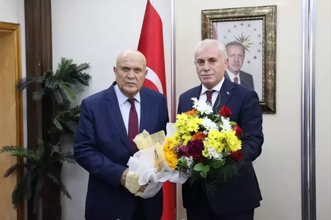 AK Parti'den Bayburt Belediye Başkanı Mete Memiş Göreve Başladı