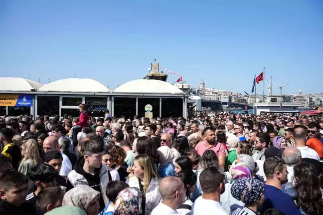 İstanbul'da Bayram Sonu Yoğunluk