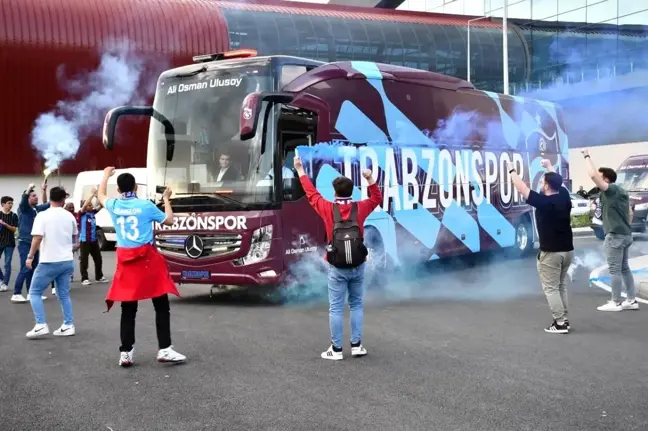 Trabzonspor Kayserispor maçı için Kayseri'ye geldi
