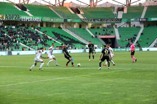 Sakaryaspor, Keçiörengücü'nü 2-1 mağlup etti
