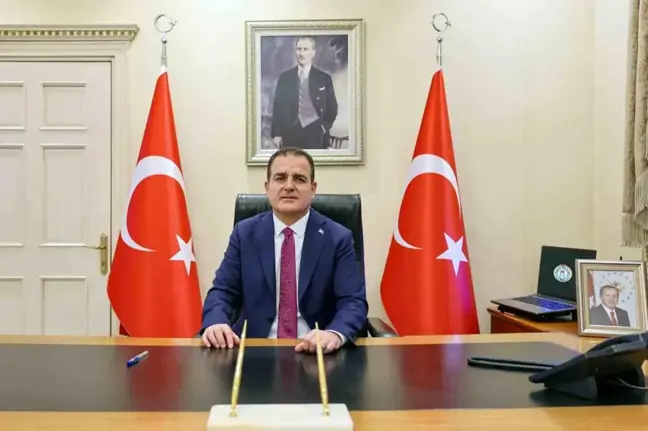 Muğla Valisi İdris Akbıyık 23 Nisan Milli Egemenlik ve Çocuk Bayramı'nı kutladı