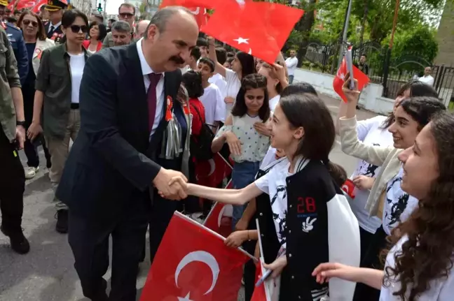 Batman'da 23 Nisan Ulusal Egemenlik ve Çocuk Bayramı Kutlamaları