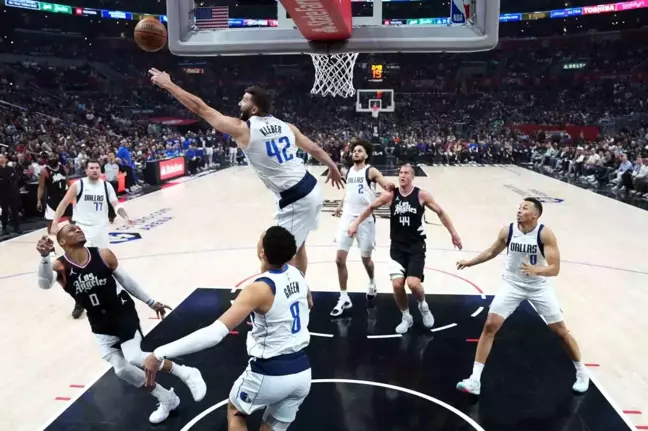Dallas Mavericks, Los Angeles Clippers'ı mağlup ederek seriyi 1-1'e getirdi