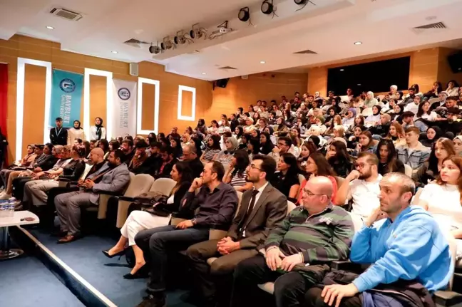 Bayburt'ta Eczane Teknisyenleri ve Teknikerleri Günü Kutlandı