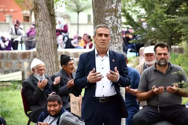 Kayseri'nin Tomarza ilçesinde çiftçiler yağmur duası yaptı