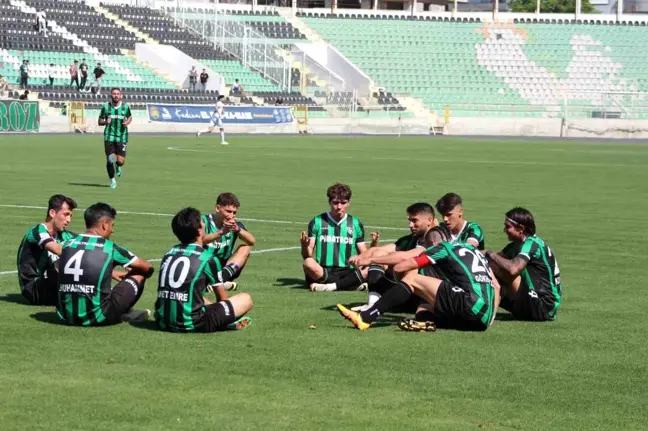 Denizlispor, Uşakspor'u 4-1 Yendi