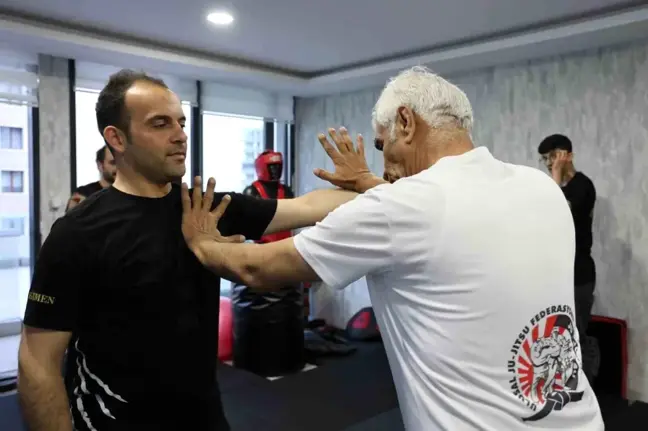 Emekli Polis Memuru, Pars Yakın Müdafaa Sporuyla Sağlık Sorunlarını Yendi