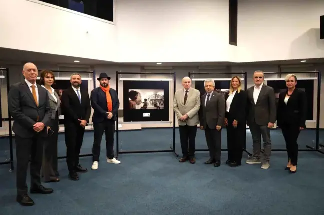 İzmir Ekonomi Üniversitesi'nde Meksikalı Sanatçının Sergisi