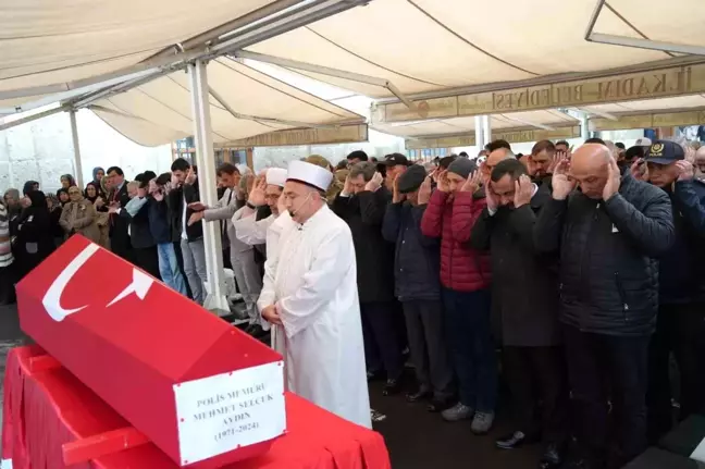 Samsun'da Polis Memuru Mehmet Selçuk Aydın'ın Cenazesi Defnedildi