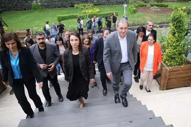 DEM Parti Eş Genel Başkanları Diyarbakır ve Mardin'de Ziyaretler Gerçekleştirdi