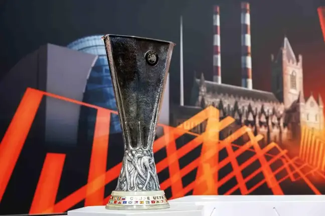 UEFA Avrupa Ligi'nde finalistler yarın belli olacak