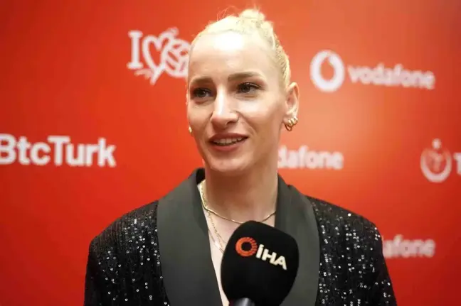 Gizem Örge: Her turnuvada kupa kazanmak istiyoruz