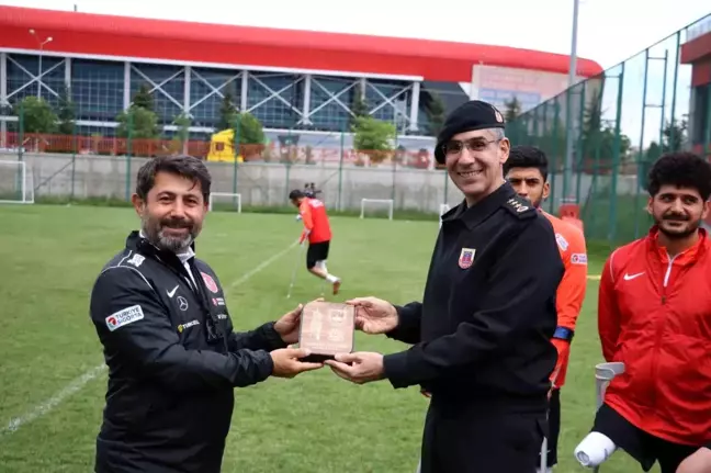Ampute Milli Takımı Çorum'da ziyaret edildi