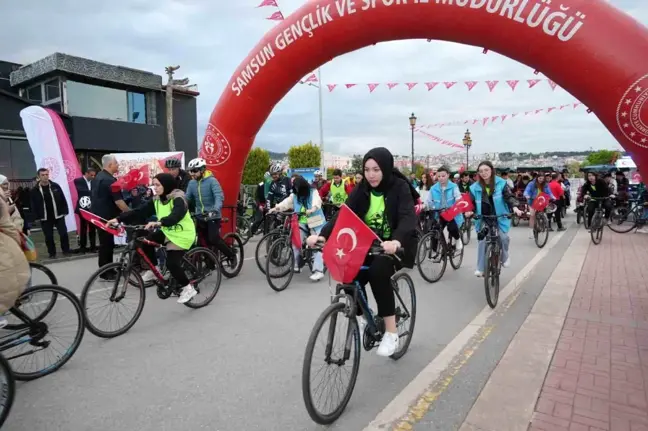 Samsun'da 19 Mayıs Bisiklet Turu Düzenlendi