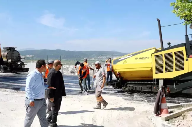 Kütahya Organize Sanayi Bölgesi'nde Yol Yenileme Çalışmaları