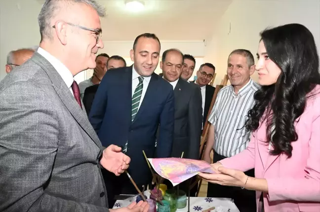 Seydişehir Halk Eğitim Merkezi Yıl Sonu Karma Sergisi Açıldı