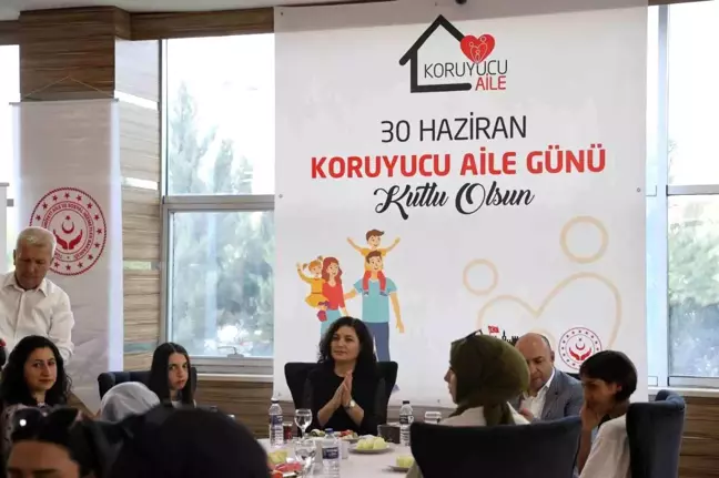 Diyarbakır'da Koruyucu Aile Günü Kutlandı