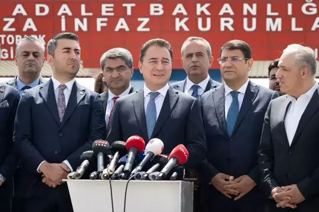 DEVA Partisi Genel Başkanı Ali Babacan, Sinan Ateş davasının takipçisi olacak