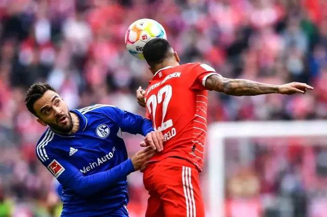 Schalke 04, Kenan Karaman'ın sözleşmesini uzattı