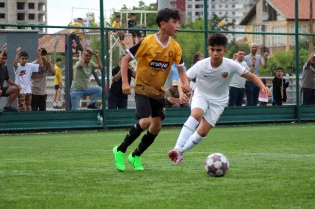 Kayserispor U11 Ligi'nde şampiyon oldu