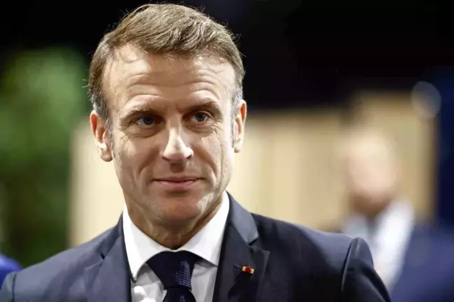 Macron, siyasi güçleri diyaloğa davet etti