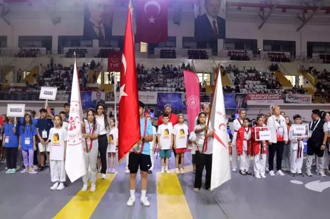 Sıla Medine Kavurat Minikler Türkiye Tekvando Şampiyonası Sivas'ta Başladı