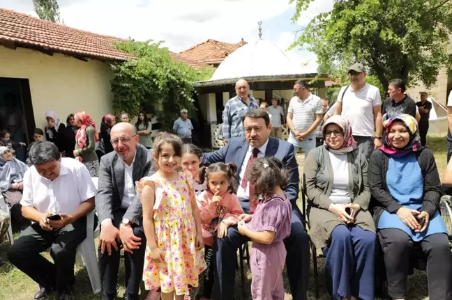 Kütahya Valisi Musa Işın, Sekiören köyüne 500 bin TL'lik tarımsal destek sağlandığını belirtti