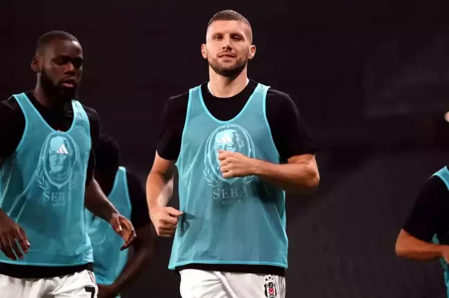 Beşiktaş, Ante Rebic'in sözleşmesini feshetti