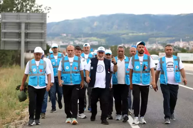 Memur-Sen'e bağlı sendikaların Ankara yürüyüşü sona eriyor