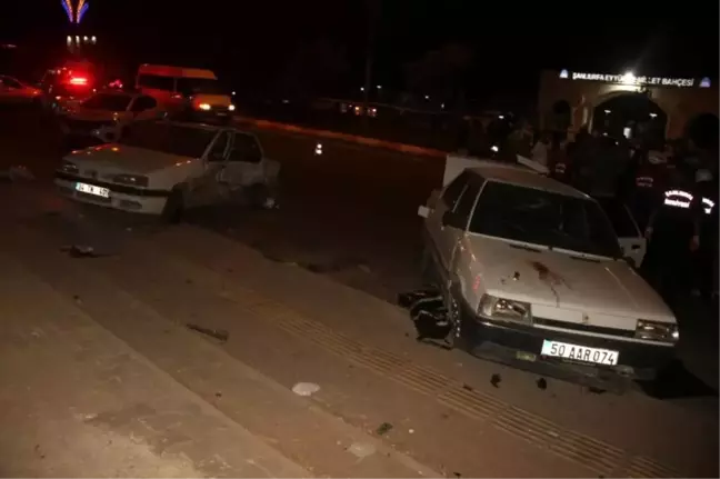 Şanlıurfa'da Otomobilin Kalabalığa Dalması Sonucu 5 Çocuk Hayatını Kaybetti